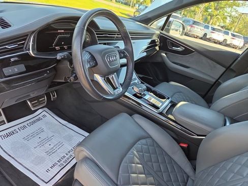 Used 2020 Audi SQ7 Premium Plus w/ Driver Assistance Package AWD/4WD image 25