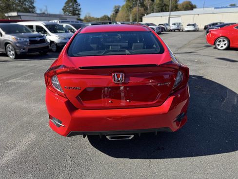 Used 2019 Honda Civic Sport image 6