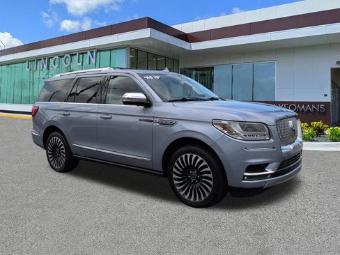 Used 2021 Lincoln Navigator Black Label w/ Cargo Convenience Package AWD/4WD image 2