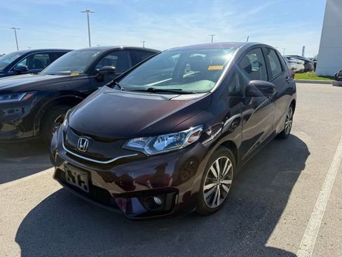 Used 2017 Honda Fit EX image 3