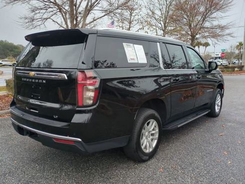 Used 2024 Chevrolet Suburban LT image 5