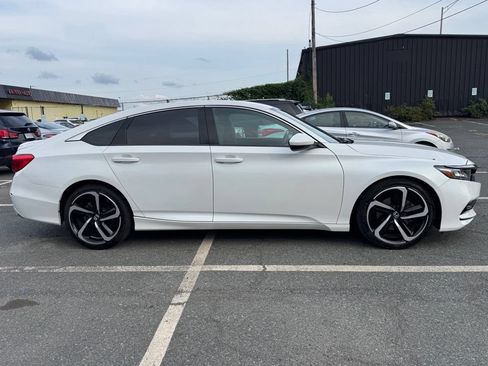 Used 2019 Honda Accord Sport image 8