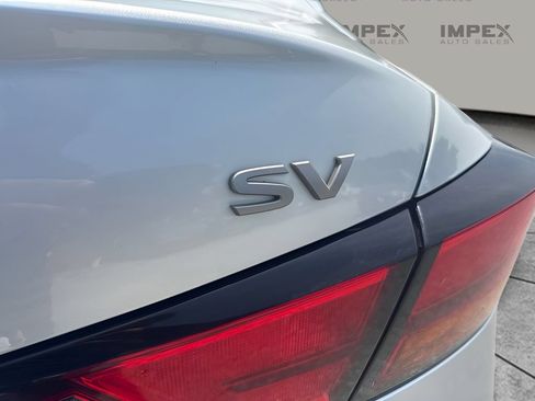 Used 2024 Nissan Altima 2.5 SV FWD image 18
