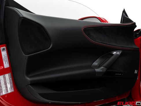 Used 2023 Ferrari SF90 Stradale AWD/4WD image 33