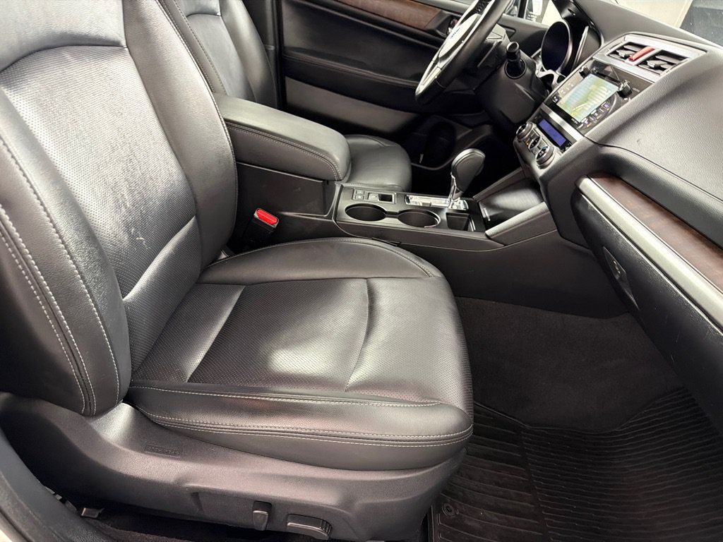 Used 2015 Subaru Outback 2.5i Limited AWD/4WD image 23