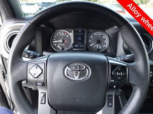 Certified 2023 Toyota Tacoma TRD Off-Road image 19