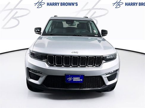 Used 2024 Jeep Grand Cherokee Limited image 27