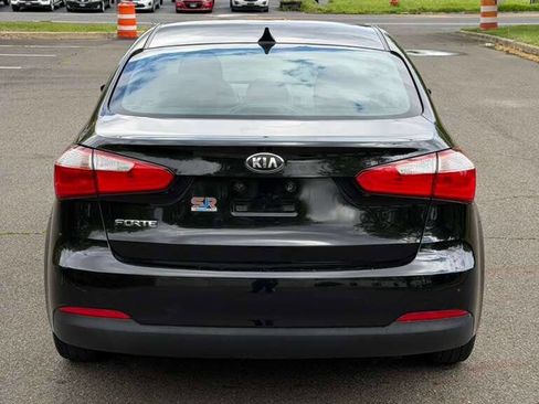 Used 2016 Kia Forte LX FWD image 6