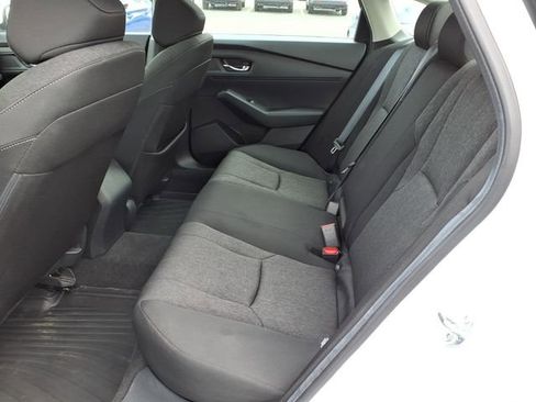 Certified 2023 Honda Accord EX image 7