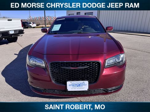 Used 2021 Chrysler 300 S image 2
