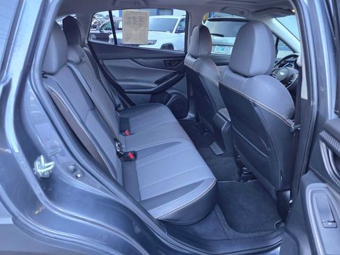 Used 2022 Subaru Crosstrek 2.5i Sport w/ Moonroof Package image 12