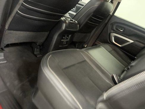 Used 2017 Nissan Titan PRO-4X AWD/4WD image 12