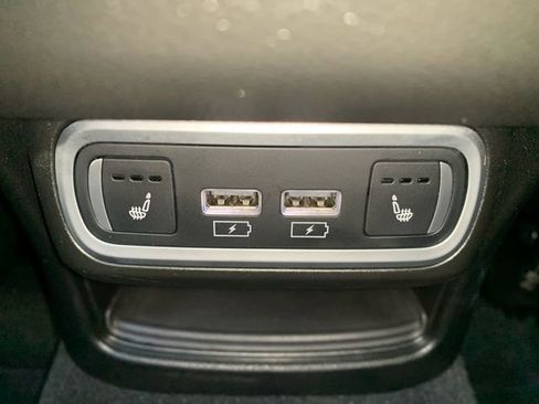 Used 2024 Alfa Romeo Stelvio Ti w/ Performance Driving Package image 16