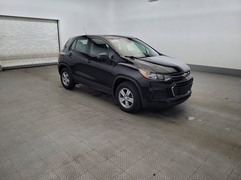 Used 2017 Chevrolet Trax LS AWD/4WD image 11