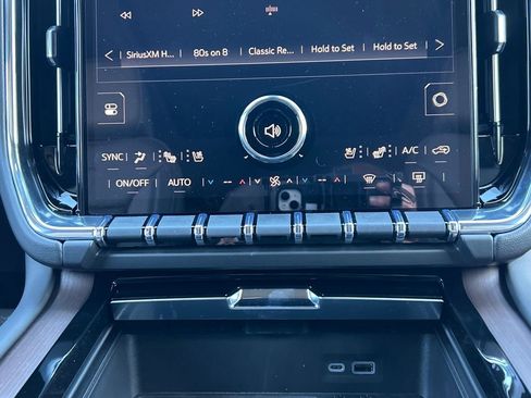 New 2026 GMC Yukon Denali AWD/4WD image 18