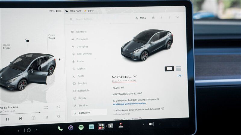 Used 2022 Tesla Model Y Performance AWD/4WD image 34
