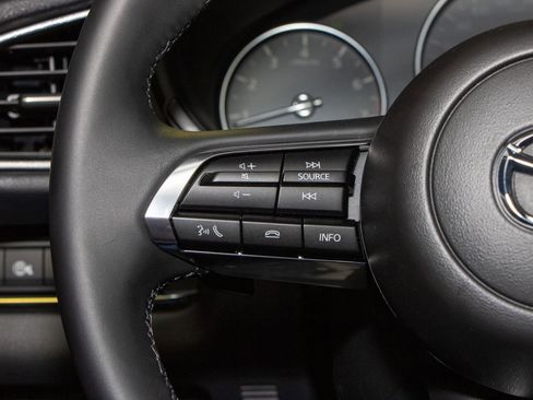 Used 2025 MAZDA CX-30 AWD 2.5 S w/ Premium Package image 29