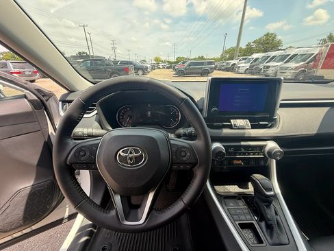 Used 2025 Toyota RAV4 XLE Premium w/ Weather Package AWD/4WD image 20