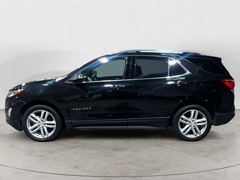 Used 2020 Chevrolet Equinox Premier image 3