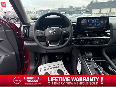 New 2026 Nissan Pathfinder SV image 13