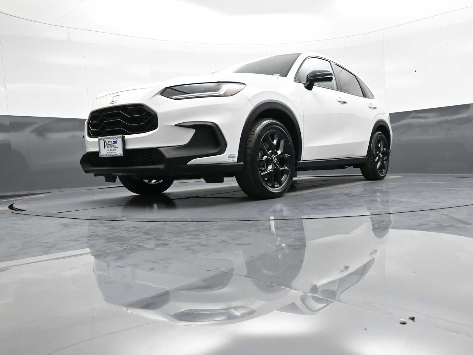 Certified 2025 Honda HR-V Sport image 24