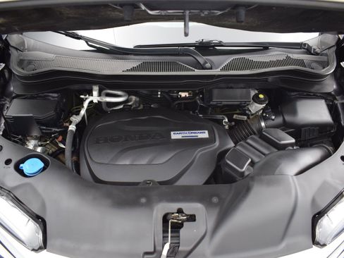 Used 2019 Honda Pilot Touring image 9