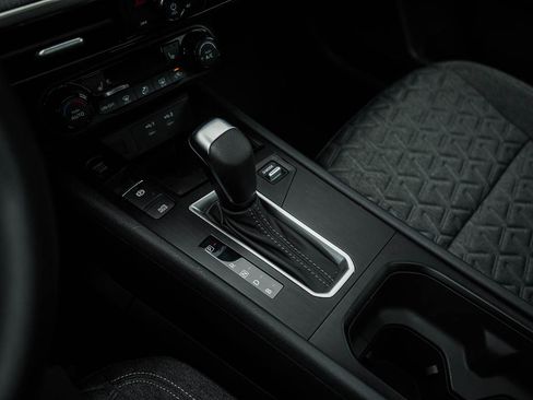 New 2026 Nissan Kicks SV w/ SV Premium Package image 25