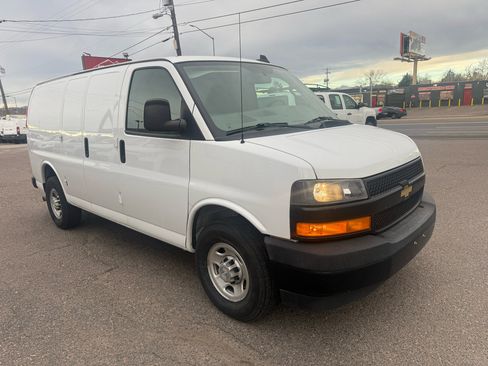 Used 2019 Chevrolet Express 2500 w/ Driver Convenience Package image 2