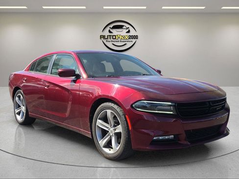 Used 2018 Dodge Charger SXT Plus w/ Quick Order Package 29J RWD image 1