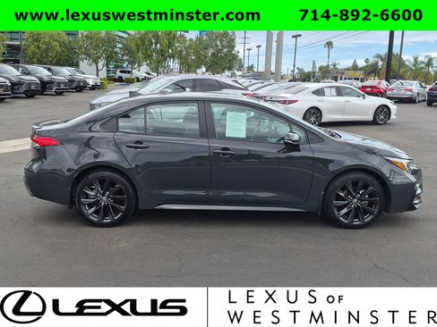 Used 2023 Toyota Corolla SE w/ SE Premium Package FWD image 5