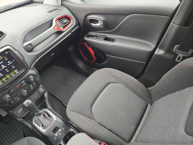 Used 2023 Jeep Renegade Trailhawk AWD/4WD image 61
