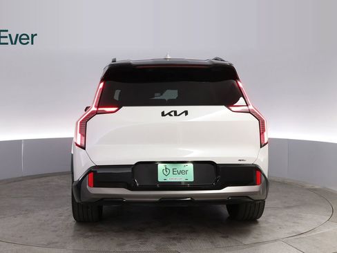 Used 2024 Kia EV9 GT-Line image 14