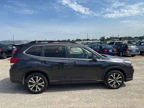 Used 2019 Subaru Forester Limited w/ Popular Package #3 AWD/4WD image 11