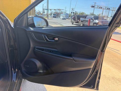 Used 2022 Hyundai Kona N image 15