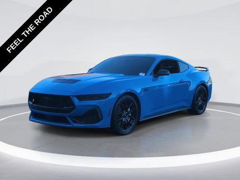 Used 2025 Ford Mustang GT RWD image 1