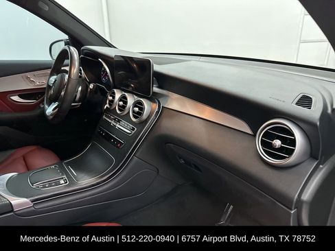 Used 2022 Mercedes-Benz GLC 300 4MATIC image 28