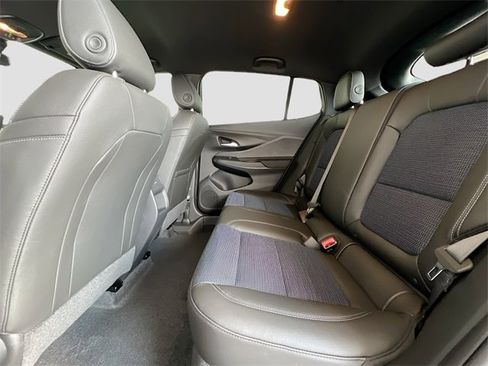 New 2026 Buick Envista Preferred w/ Convenience II Package image 17