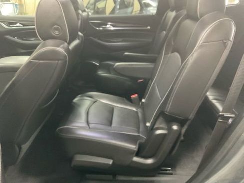 Used 2020 Buick Enclave Avenir w/ Avenir Technology Package image 12