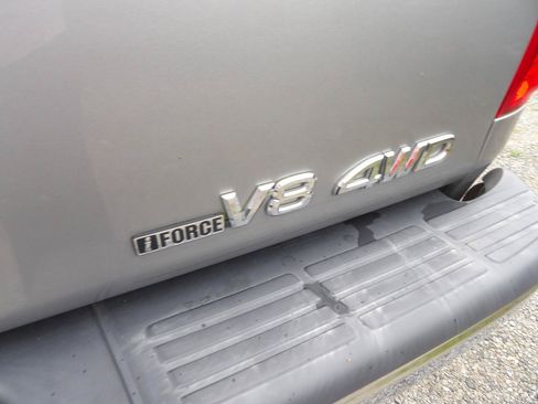 Used 2005 Toyota Tundra SR5 AWD/4WD image 5