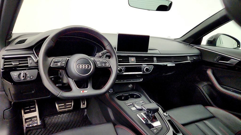 Used 2018 Audi A4 2.0T Premium Plus w/ Premium Plus Package AWD/4WD image 12