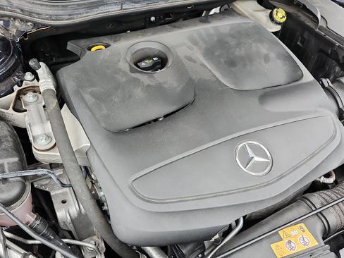 Used 2018 Mercedes-Benz CLA 250 image 30