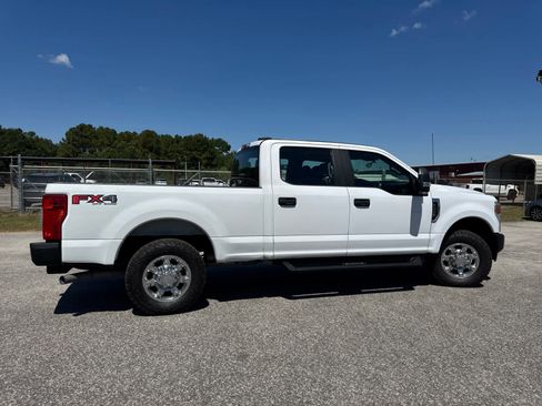 Used 2022 Ford F350 XL w/ Power Equipment Group image 8