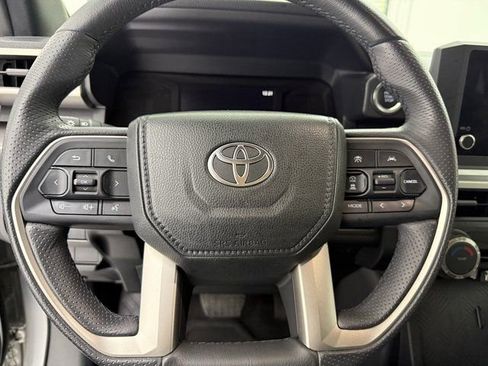 Used 2025 Toyota 4Runner SR5 image 10