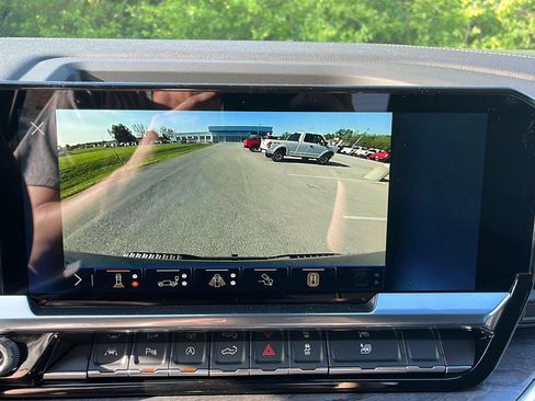 New 2026 Chevrolet Silverado 1500 LTZ w/ LTZ Convenience Package II AWD/4WD image 18