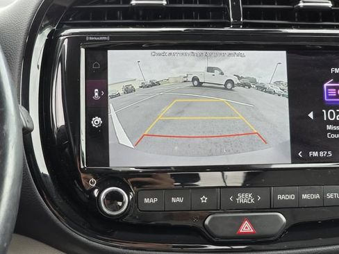 Used 2022 Kia Soul EX FWD image 11