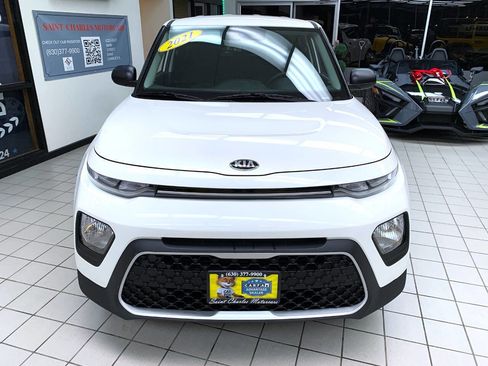 Used 2021 Kia Soul LX image 4