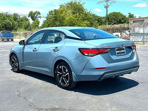 Used 2025 Nissan Sentra SV FWD image 6