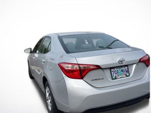 Used 2018 Toyota Corolla L image 5