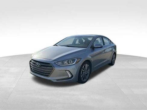 Used 2017 Hyundai Elantra Limited FWD image 6