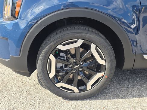 New 2025 Kia Telluride S image 38